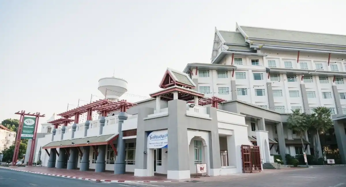 Wangchan Riverview Slide 2