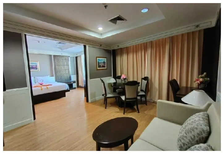 ห้องวังจันทน์ สวีท 13